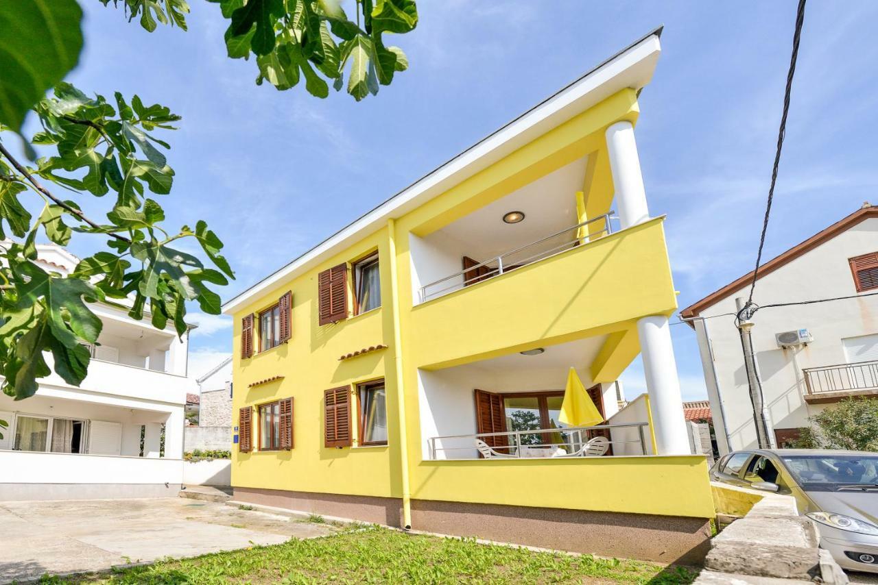 Apartments Ana Петрчане Экстерьер фото