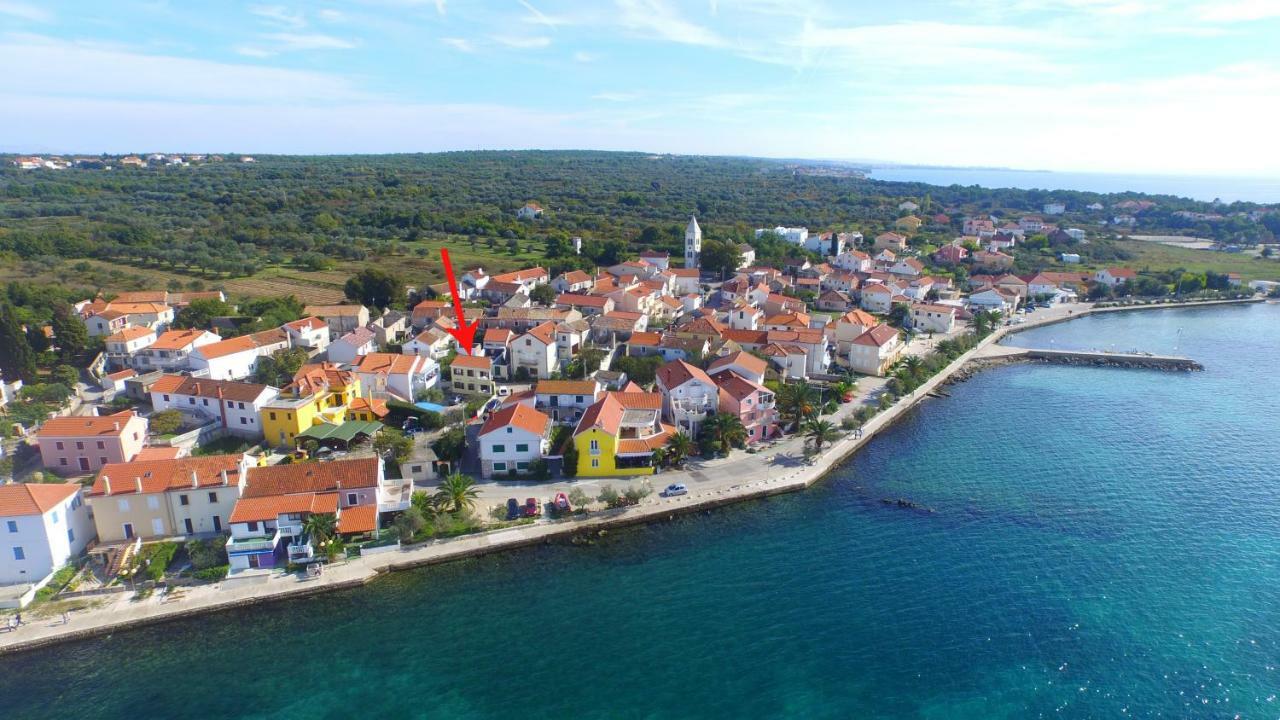 Apartments Ana Петрчане Экстерьер фото